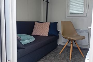 interier hereckého přívěsu Tripl