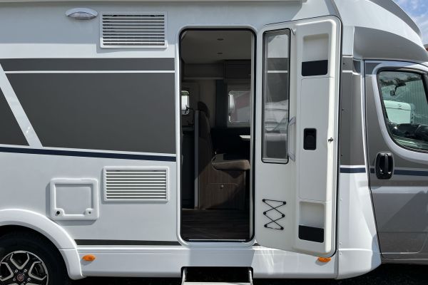 CARADO T 447 AUTOMAT