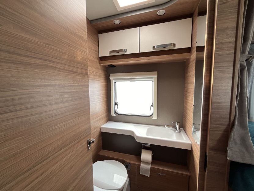 WEINSBERG CARASUITE 700 ME