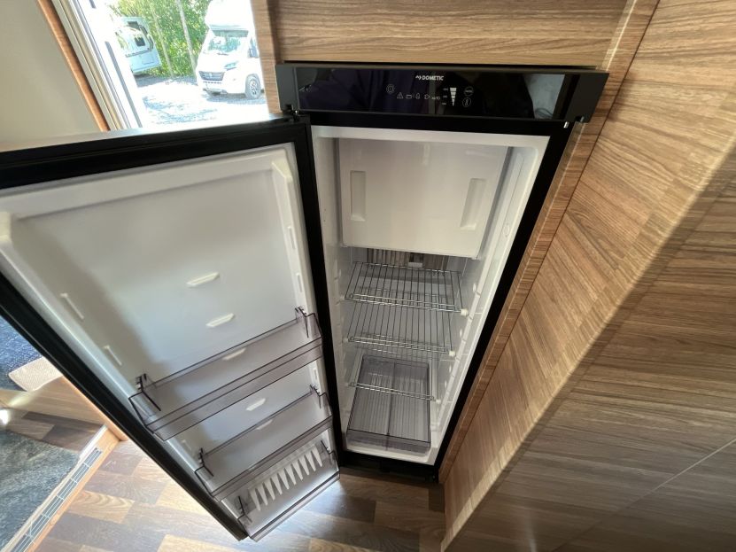 WEINSBERG CARASUITE 700 ME
