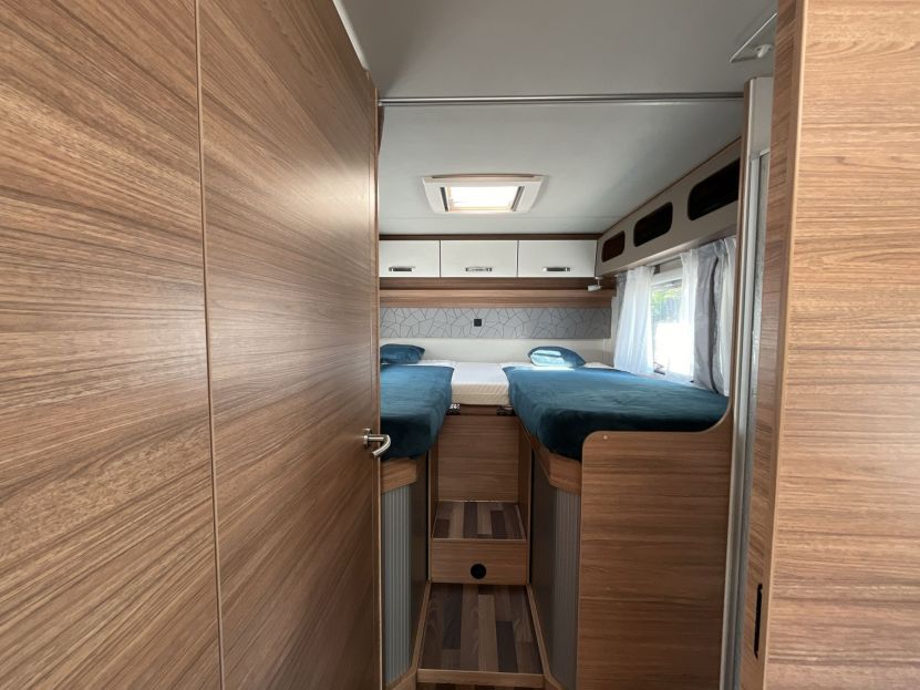 WEINSBERG CARASUITE 700 ME