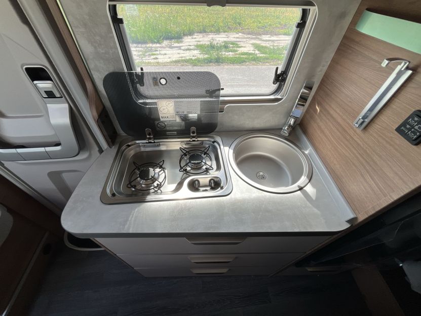 Knaus VAN WAVE 640 MEG VW Vansation (42)