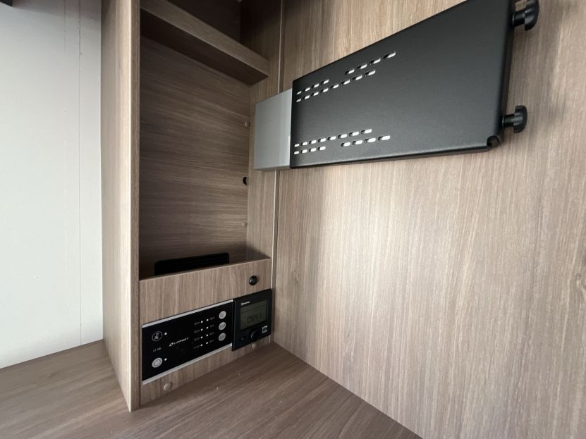 CARADO T 338 EDITION24 (46)