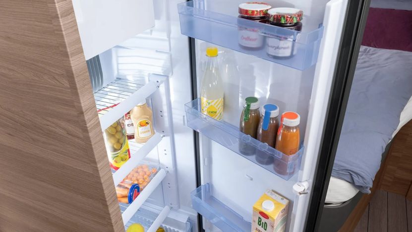 KNAUS LIVE WAVE 700 MEG