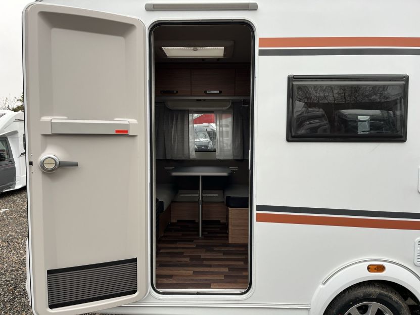 Weinsberg CaraOne 420 QD Edition HOT (36)