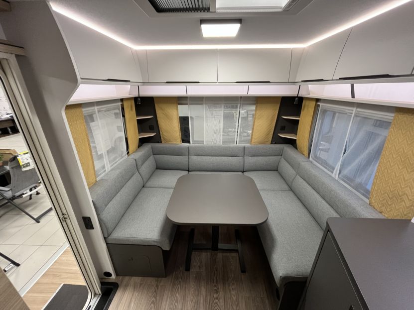 Fendt Apero 495 SFB (91)