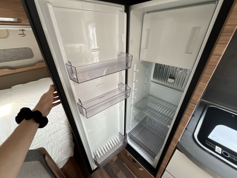 WEINSBERG CARAONE 500 FDK 2-PAL Č.2