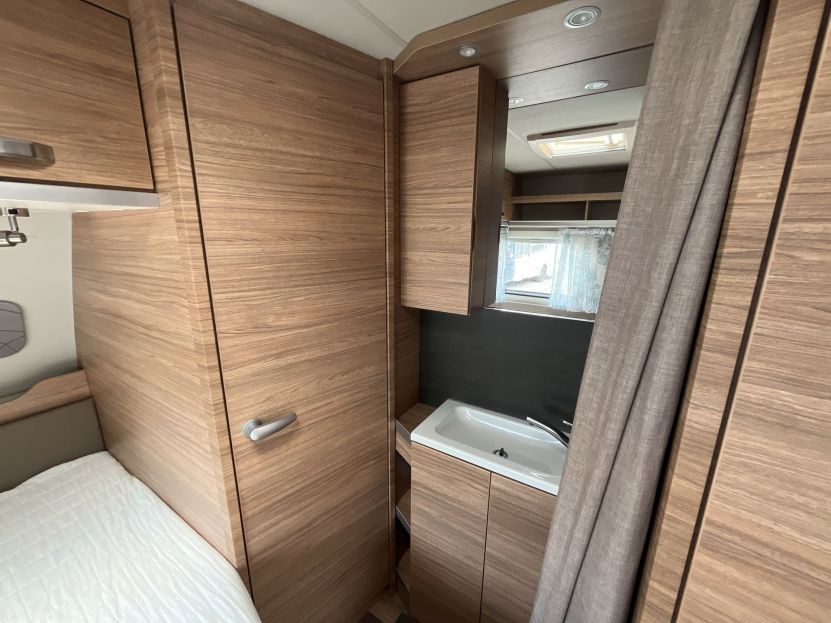 WEINSBERG CARAONE 500 FDK 2-PAL Č.2