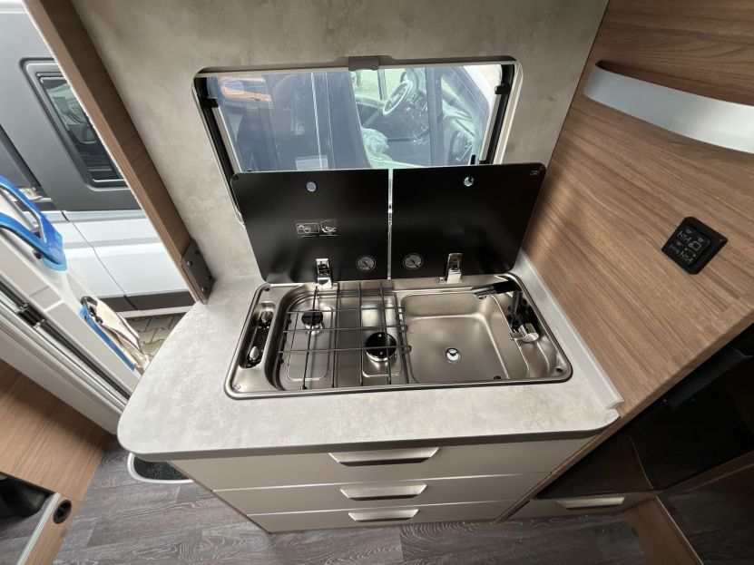 Knaus Van Ti VW 640 MEG Vansation (14)