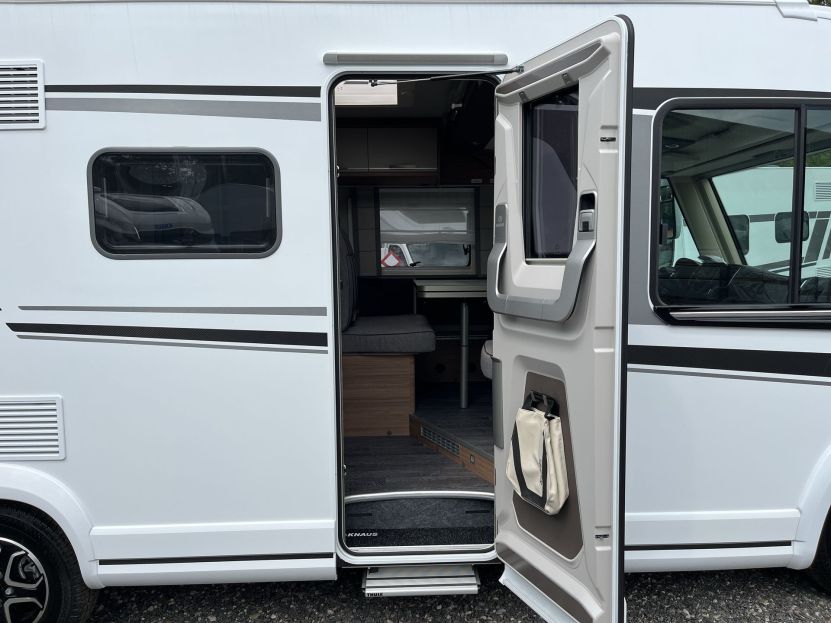 Knaus Live I 650 MEG (11)