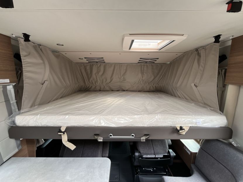 Knaus Live I 650 MEG (11)