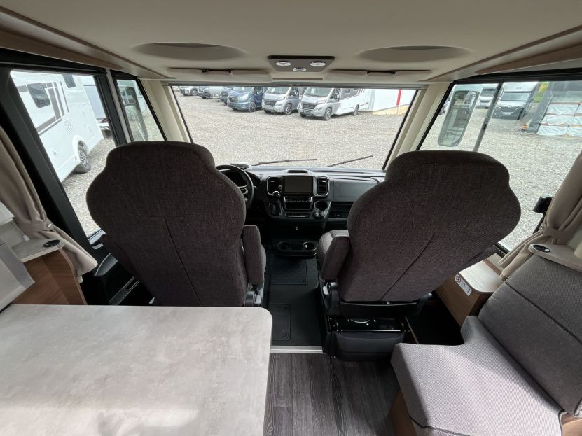 Knaus Live I 650 MEG (11)
