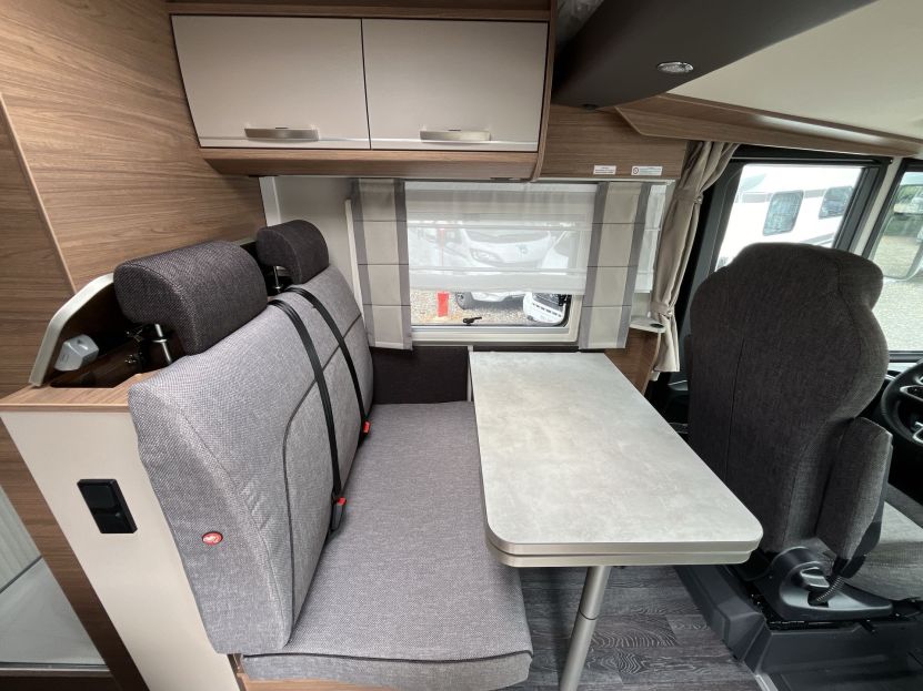 Knaus Live I 650 MEG (11)