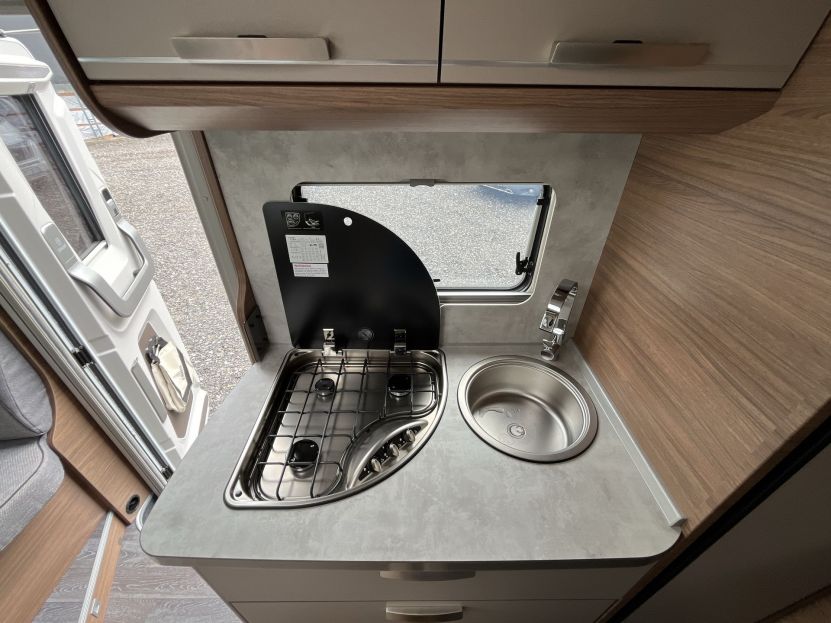 Knaus Live I 650 MEG (11)