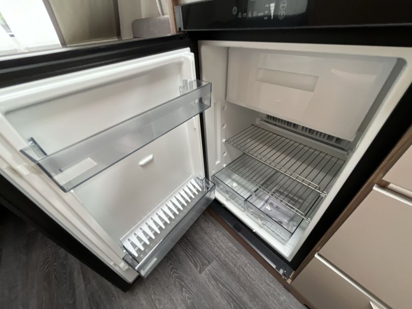 Knaus Sport 400 LK (78)