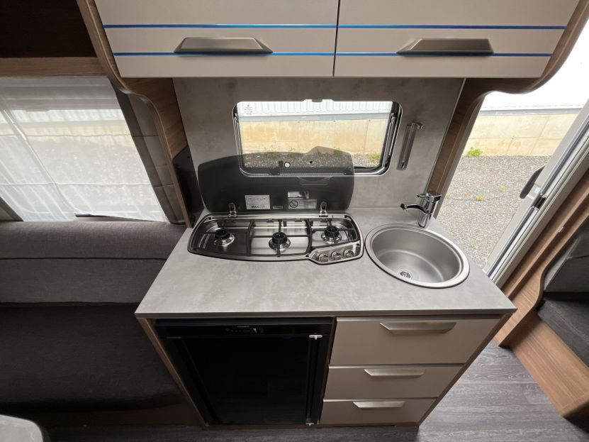 Knaus Sport 400 LK (78)