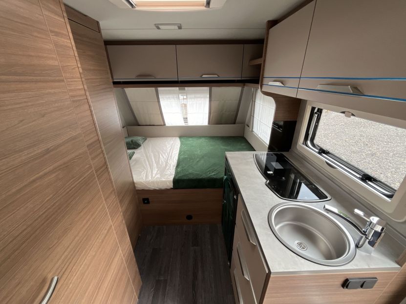 Knaus Sport 400 LK (68)