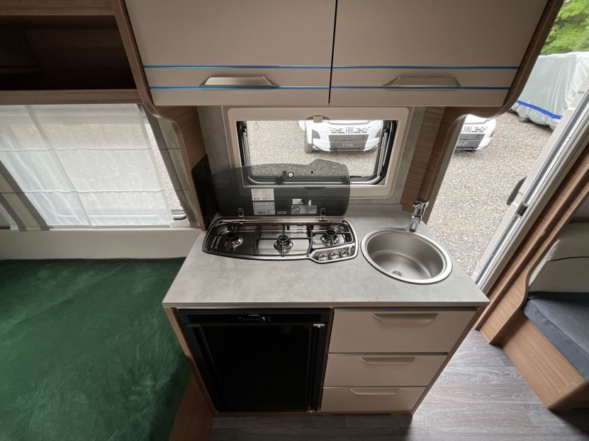 Knaus Sport 400 LK (68)