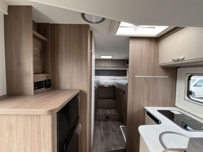 CARADO T 447 EDITION24 (97)