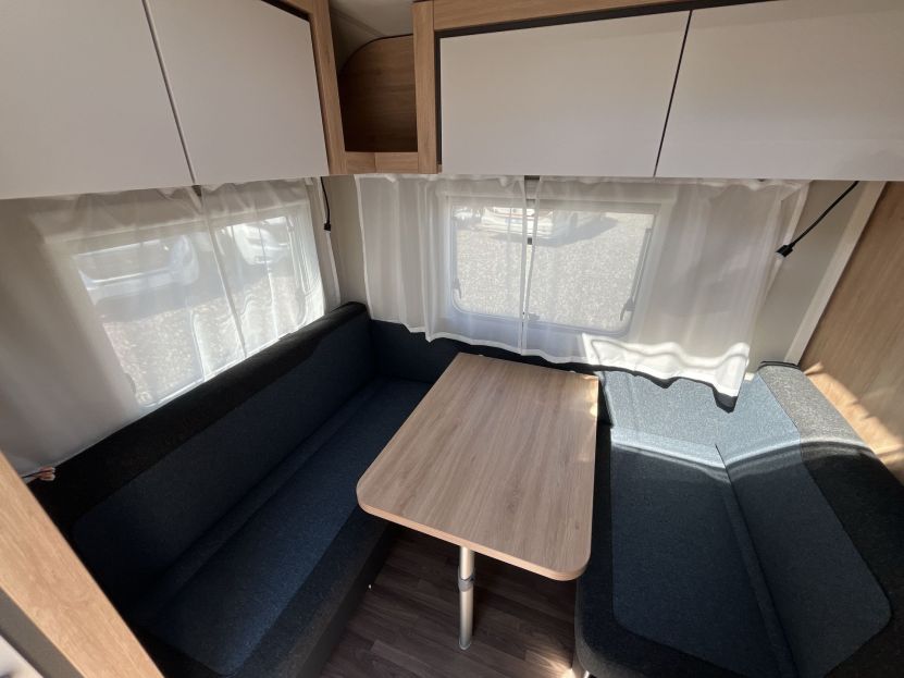 Knaus Sport 420 QD (57)