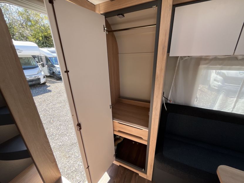 Knaus Sport 420 QD (57)