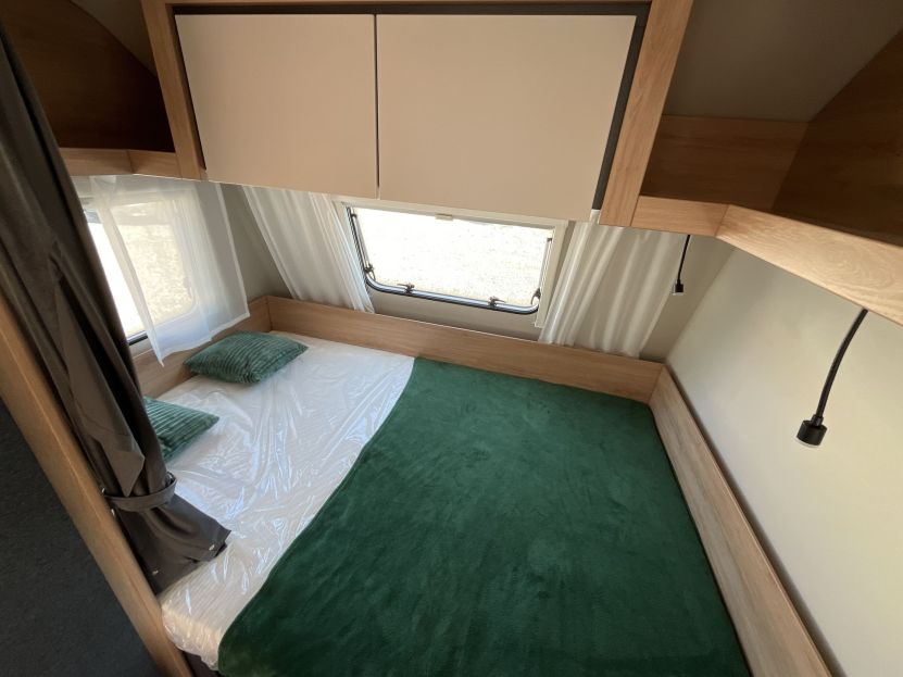 Knaus Sport 420 QD (57)