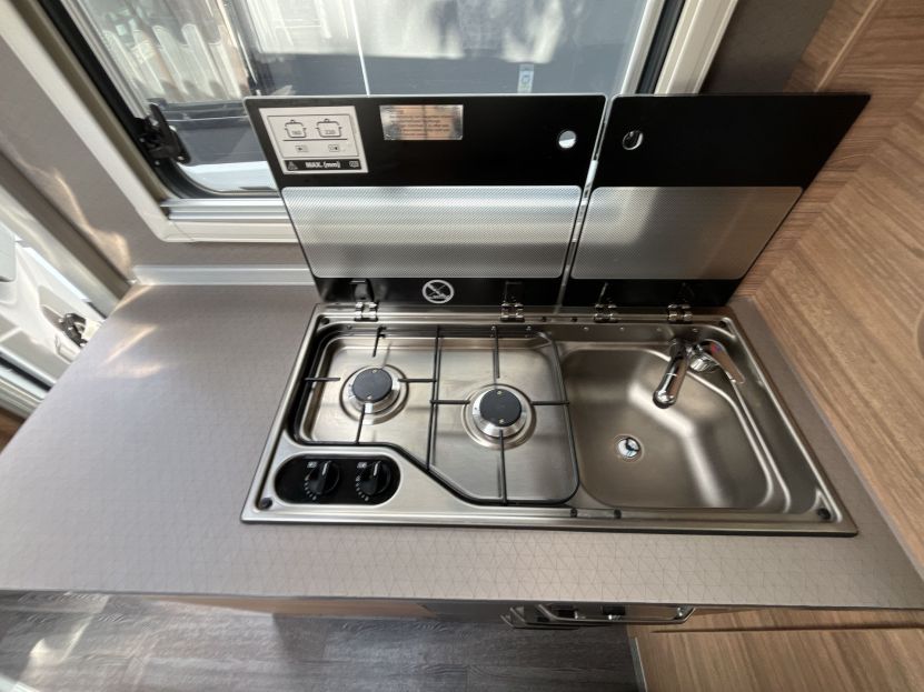 Weinsberg X-Cursion Van 500 MQ Pepper