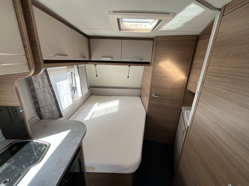 Knaus Sport 450 FU