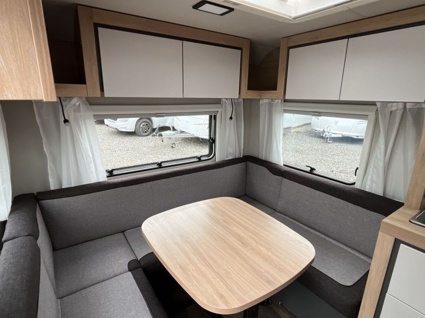 Knaus Sport 450 FU (70)