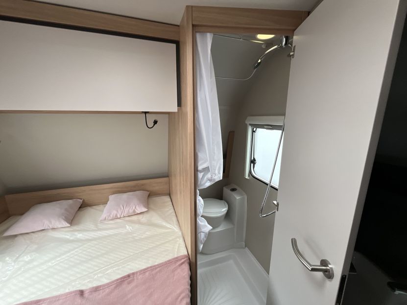 Knaus Sport 450 FU (70)