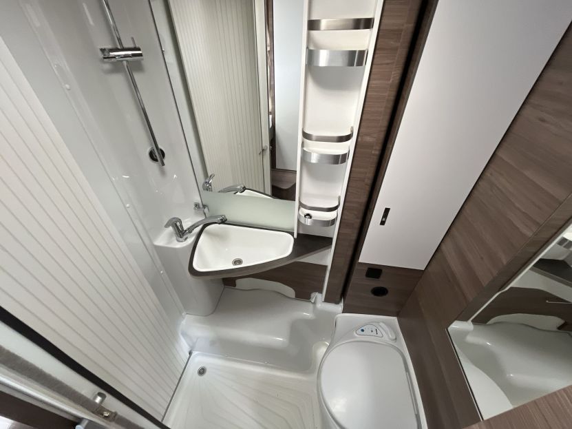 Knaus L!VE Traveller 650 DG