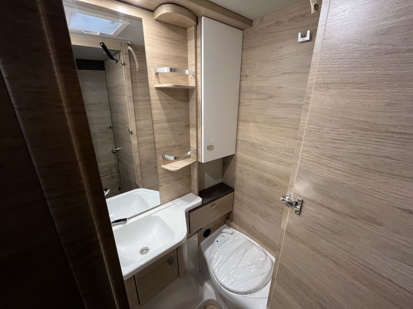 Tabbert Pantiga 550 E Finest Edition (28)