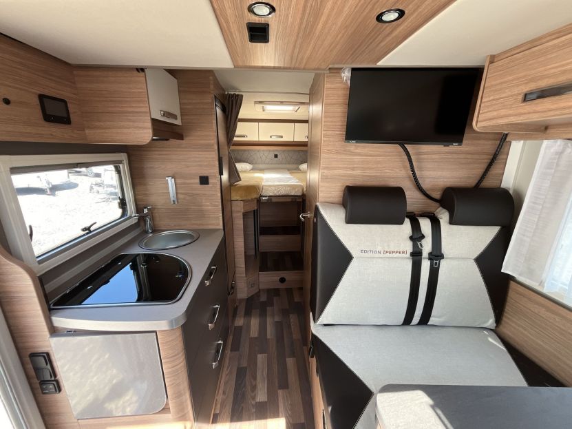 Weinsberg CaraCompact Suite PEPPER 640 MEG