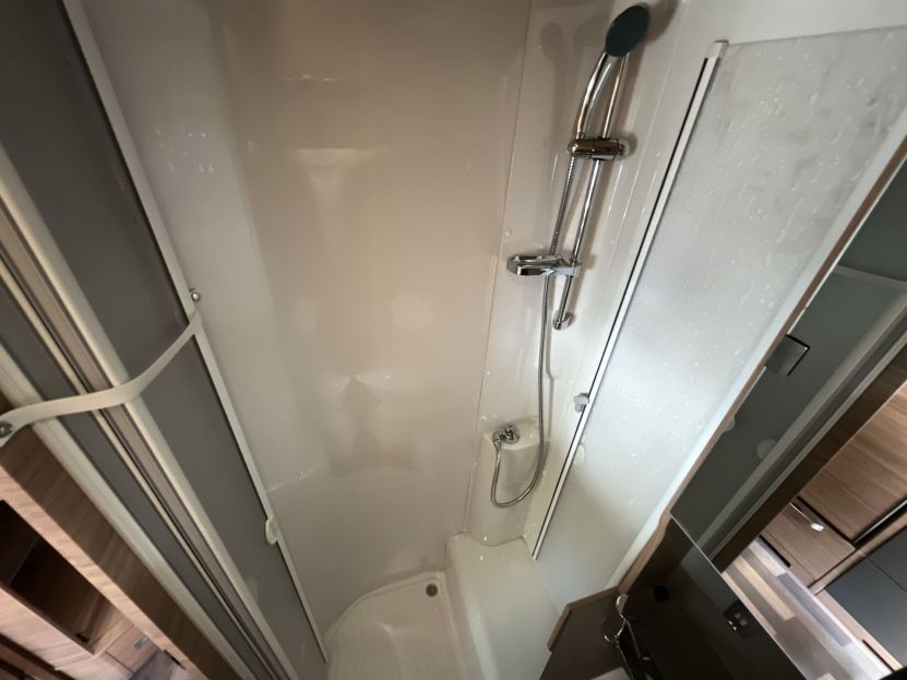 Weinsberg CaraCompact Suite PEPPER 640 MEG