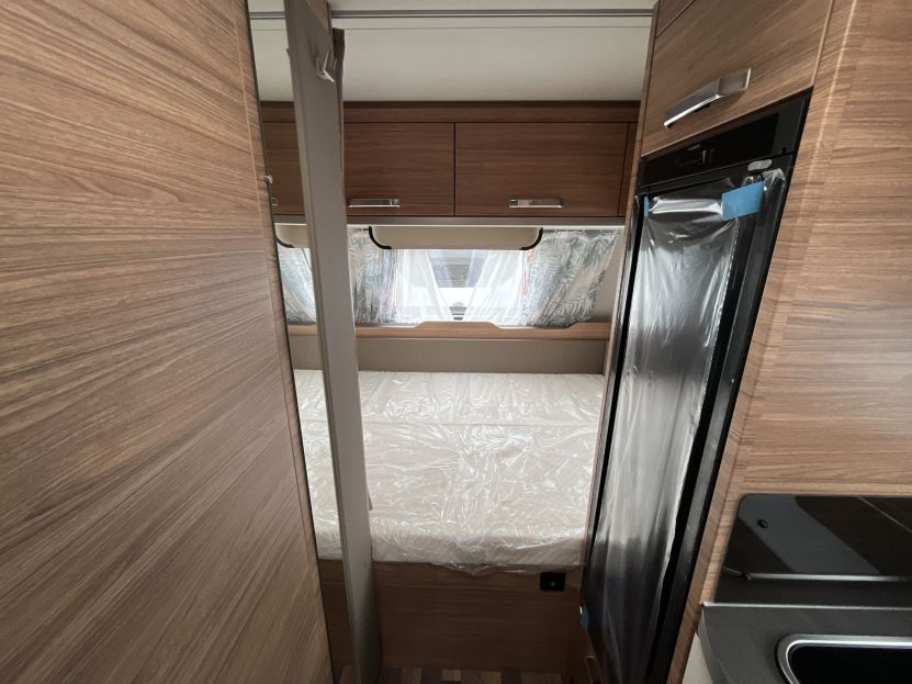 Weinsberg CaraOne 420 QD (20)