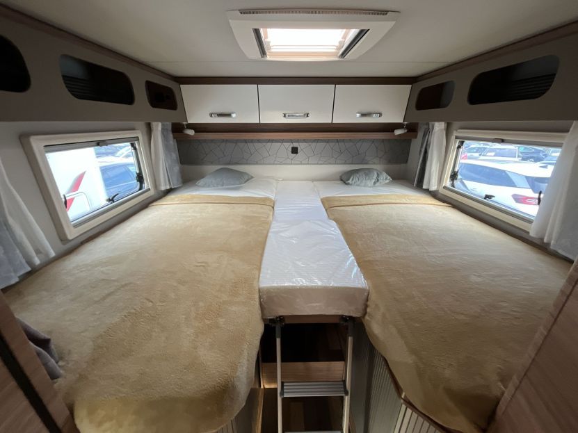 Weinsberg CaraCore 650 MEG (26)