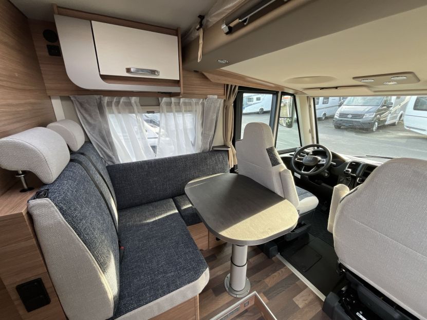 Weinsberg CaraCore 650 MEG (26)