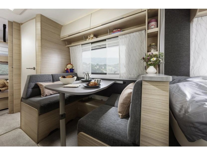 Fendt Bianco Activ 550 KMG