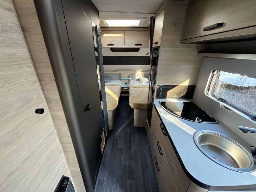 WEINSBERG CARAONE 540 EUH (8)