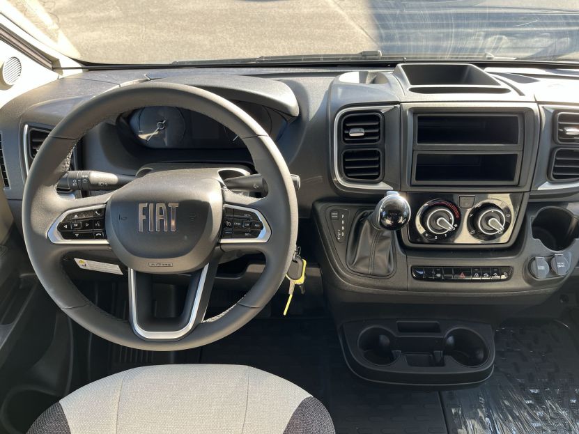 Weinsberg CaraHome 650 MEG (32)