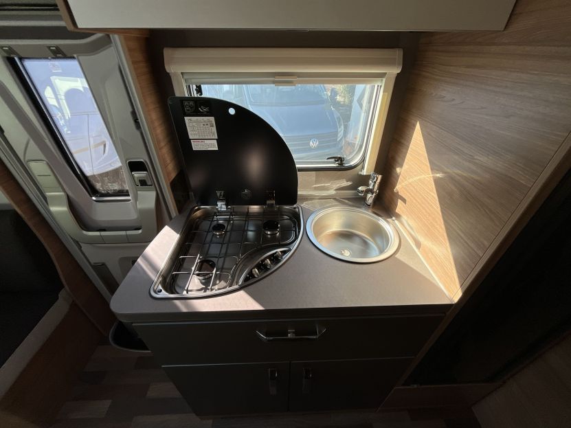 Weinsberg CaraHome 650 MEG (32)