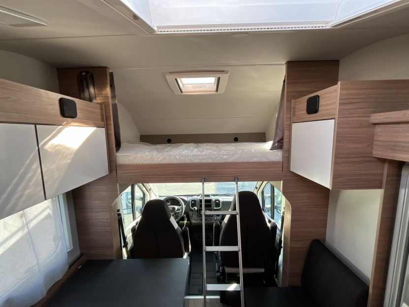 Weinsberg CaraHome 650 MEG (32)