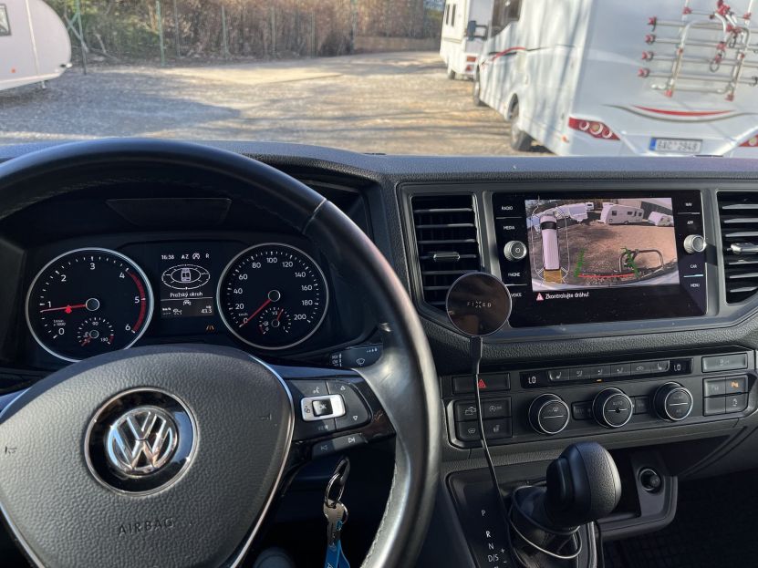 Volkswagen Grand California 680