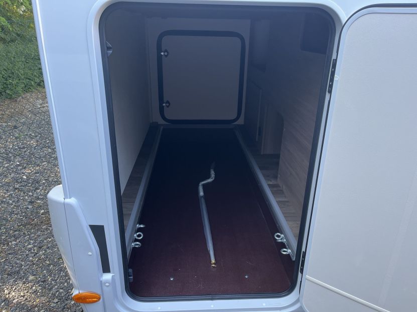 CARADO V 337 (27)
