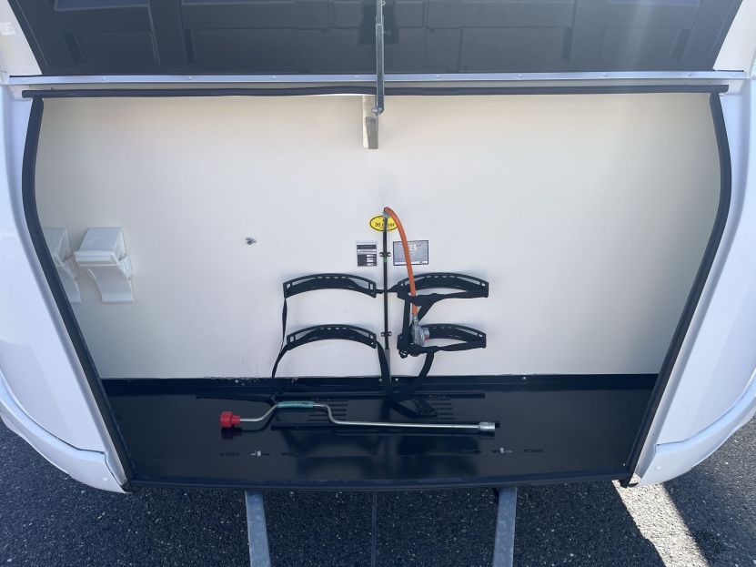 WEINSBERG CARAONE 390 QD