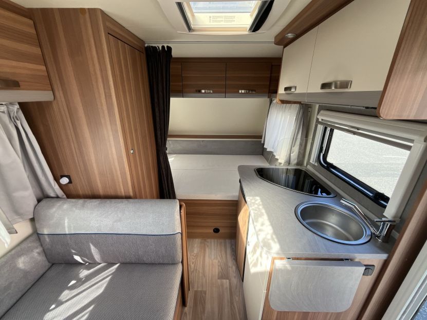 WEINSBERG CARAONE 390 QD