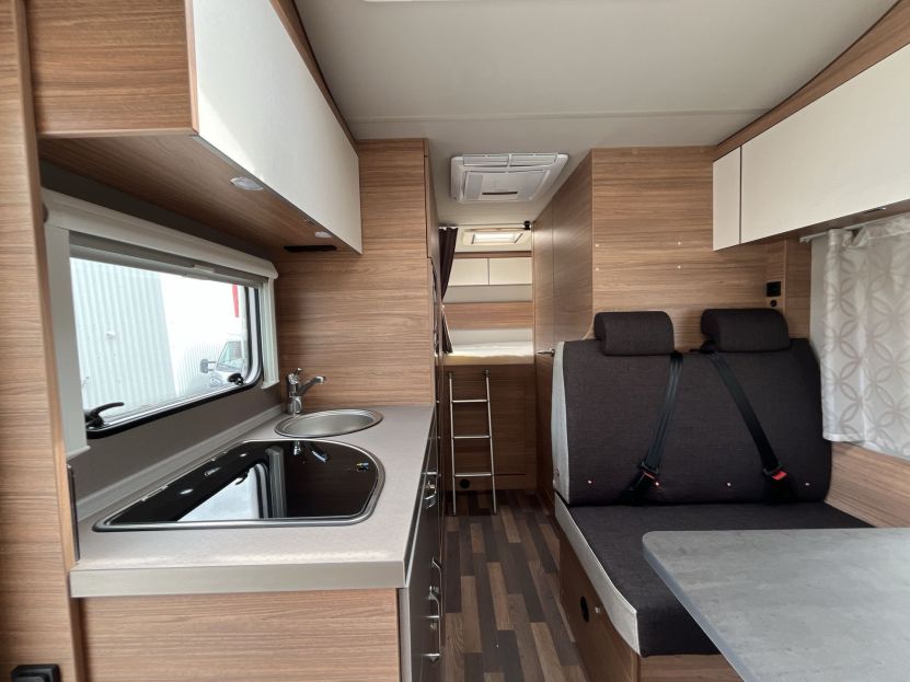 Weinsberg CaraHome 650 DG (42)