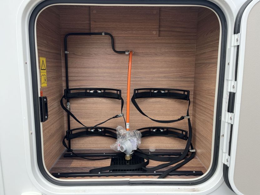 Weinsberg CaraHome 650 DG (42)