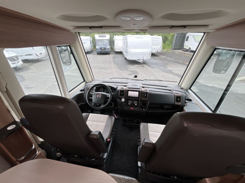 Knaus Sky I Plus 700 LEG
