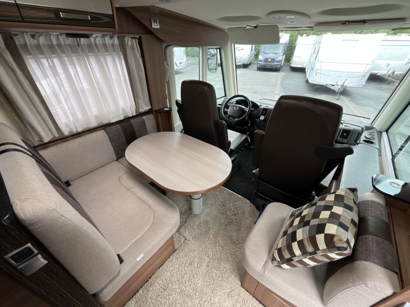 Knaus Sky I Plus 700 LEG